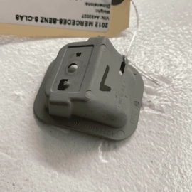 2007-2013 MERCEDES S550 W221 ROOF HEADLINER LEFT/RIGHT COAT HANGER HOOK BOD