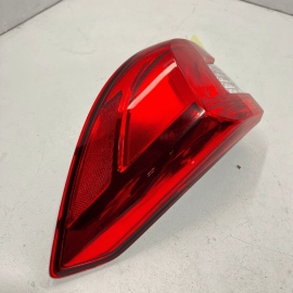 2018 - 2020 HONDA ACCORD REAR RIGHT PASSENGER SIDE OUTER TAIL LIGHT LAMP OE