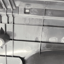 2018-2021 Toyota Camry Rear Left Driver Side Partition Latch Lock Panel Tri 2018-2021 Toyota Camry Rear Left Driver Side Partition Latch Lock Panel Tri