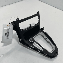 2015 Ford Focus Control Selector Shifter Lever Cover & Power Port Socket  O