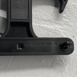 07-17 Mercedes S550 S600 W221 Rear Trunk Cargo Compartment Tie Down Hook OE