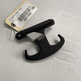 07-17 Mercedes S550 S600 W221 Rear Trunk Cargo Compartment Tie Down Hook OE