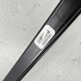 2016 - 2018 HONDA PILOT REAR RIGHT PASSENGER DOOR WINDOW GLASS SASH CHANNEL