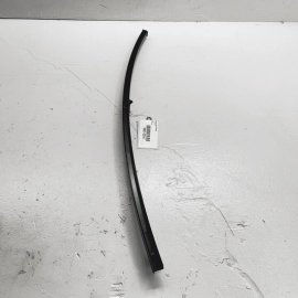 2016 - 2018 HONDA PILOT REAR RIGHT PASSENGER DOOR WINDOW GLASS SASH CHANNEL