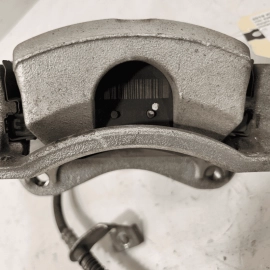 Kia Rio 2018-2023 Front Right Passenger Side Brake Caliper OEM 1PCS