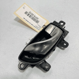 Front Right Passenger Side Interior Door Handle Infiniti Q50 2017-2020 OEM