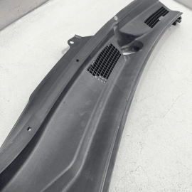 14-20 INFINITI Q50 Q60 FRONT DRIVER WINDSHIELD WIPER COWL GRILLE PANEL COVE
