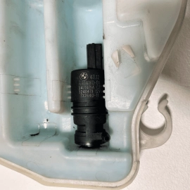 2011-2016 BMW 550I Windshield Washer Fluid Reservoir Tank OEM