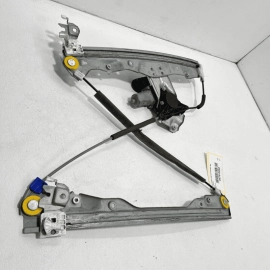 2014-20 INFINITI Q50 FRONT PASSENGER SIDE DOOR WINDOW REGULATOR W/ MOTOR OE