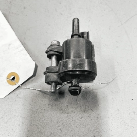 2009 – 2017 GMC ACADIA SAVANA Vapor Canister Purge Valve OEM 2009 – 2017 GMC ACADIA SAVANA Vapor Canister Purge Valve OEM