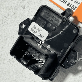 Dash Left Driver Side Door Outer Mirror Switch Honda Pilot 2016-2021 OEM Dash Left Driver Side Door Outer Mirror Switch Honda Pilot 2016-2021 OEM