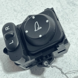 Dash Left Driver Side Door Outer Mirror Switch Honda Pilot 2016-2021 OEM Dash Left Driver Side Door Outer Mirror Switch Honda Pilot 2016-2021 OEM