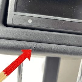 DEFECT! 2011 - 2017 NFINITI QX56 QX80 FRONT SEAT HEADREST WITH TV DVD SCREE
