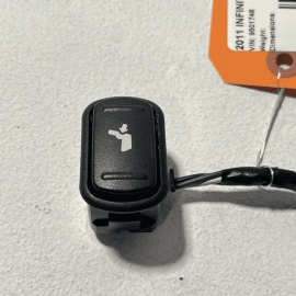 2011-2015 INFINITI QX56 QX80 FRONT LEFT SIDE SEAT LUMBAR CONTROL SWITCH OEM 2011-2015 INFINITI QX56 QX80 FRONT LEFT SIDE SEAT LUMBAR CONTROL SWITCH OEM