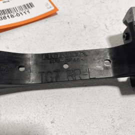 16-21 HONDA PILOT REAR DRIVER SIDE DOOR EXTERIOR HANDLE BASE MOUNT BRACKET 