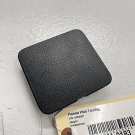 2016-2018 HONDA PILOT TAILGATE LIFTGATE BACK DOOR LOCK ACCESS COVER CAP TRI