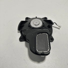 HONDA PILOT 2016-2018 REAR SUBWOOFER SUB WOOFER SPEAKER BASS BOX OEM