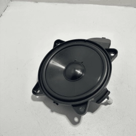HONDA PILOT 2016-2018 REAR SUBWOOFER SUB WOOFER SPEAKER BASS BOX OEM