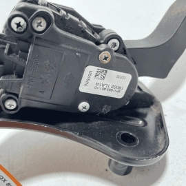 INFINITI QX56 2011-2013 Throttle Foot Pedal Accelerator Actuator & Bracket 