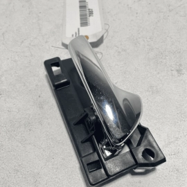 JEEP GRAND CHEROKEE 11-21 FRONT OR REAR PASSENGER SIDE DOOR INTERIOR HANDLE