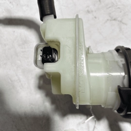 2018-2020 HONDA ACCORD HYBRID Brake Master Cylinder Reservoir Tank OEM