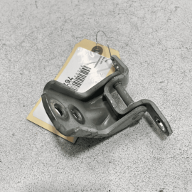 NISSAN SENTRA 2013-2019 FRONT RIGHT PASSENGER SIDE DOOR LOWER HINGE OEM = Q