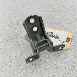 NISSAN SENTRA 2013-2019 FRONT RIGHT PASSENGER SIDE DOOR LOWER HINGE OEM = Q