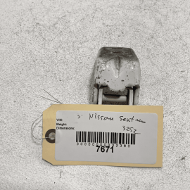 NISSAN SENTRA 2013-2019 FRONT RIGHT PASSENGER SIDE DOOR LOWER HINGE OEM = Q