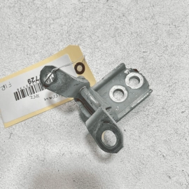 NISSAN SENTRA 2013-2019 FRONT RIGHT PASSENGER SIDE DOOR UPPER HINGE OEM = Q
