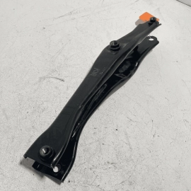 2016-2021 HONDA PILOT REAR RIGHT LOCATING STRUT MOUNT LOWER CONTROL ARM OEM