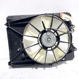 Front Left Radiator Cooling Fan Motor Assembly Honda Pilot 2016-2021 OEM