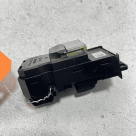 2016-21 HONDA PILOT FRONT PASSENGER SIDE DOOR LOCK & WINDOW CONTROL SWITCH 