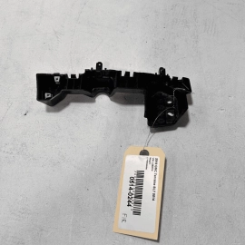2018-2021 GMC Terrain SLT Front Bumper Right Passenger Side Guide Bracket O