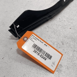 Honda Pilot 2016 - 2018 Front Passenger Door Gap Forward Wheatherstrip Seal