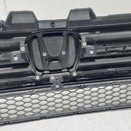 2016-2018 Honda Pilot Front Bumper Grille & Lower Mesh & Emblem Assy OEM Ch