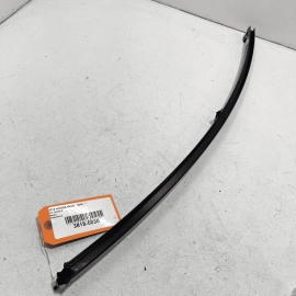 2016 - 2018 HONDA PILOT REAR PASSENGER SIDE DOOR WINDOW GLASS SASH CHANNEL 