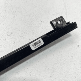 2016 - 2018 HONDA PILOT REAR PASSENGER SIDE DOOR WINDOW GLASS SASH CHANNEL 