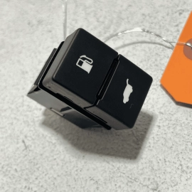 2016-2021 HONDA PILOT POWER LIFTGATE & FUEL DOOR LID RELEASE SWITCH BUTTON 