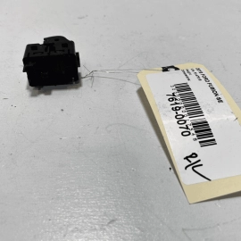 2013-2020 FORD FUSION REAR RIGHT OR LEFT FR SIDE DOOR WINDOW CONTROL SWITCH