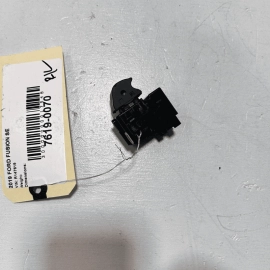 2013-2020 FORD FUSION REAR RIGHT OR LEFT FR SIDE DOOR WINDOW CONTROL SWITCH