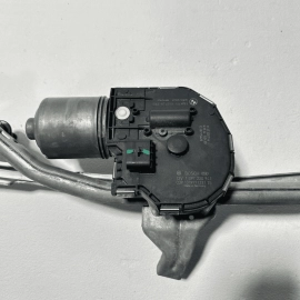 2011-2016 BMW 550I Windshield Wiper Motor with Linkage OEM