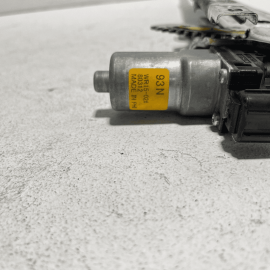 2016-2021 HONDA PILOT FRONT LEFT DRIVER DOOR WINDOW REGULATOR W/ MOTOR OEM