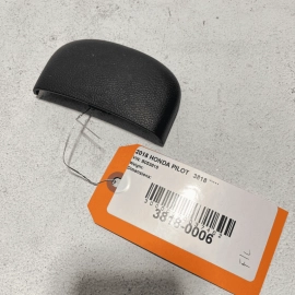 2016-2021 HONDA PILOT FRONT LEFT OR RIGHT SEAT FOOT CAP TRIM COVER OEM 1PCS 2016-2021 HONDA PILOT FRONT LEFT OR RIGHT SEAT FOOT CAP TRIM COVER OEM 1PCS