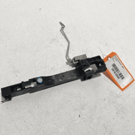 2016-2021 HONDA PILOT FRONT LEFT SIDE EXTERIOR DOOR HANDLE BASE BRACKET OEM