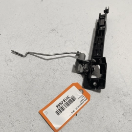 2016-2021 HONDA PILOT FRONT LEFT SIDE EXTERIOR DOOR HANDLE BASE BRACKET OEM