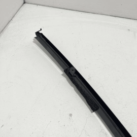 2016-2021 HONDA PILOT FRONT LEFT SIDE DOOR WINDOW QUARTER GLASS CHANNEL OEM