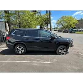 2016-2021 HONDA PILOT FRONT LEFT DRIVER SIDE DOOR WINDOW CORNER GLASS OEM