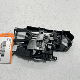 Front Right / Passenger Side Exterior Door Handle Bracket BMW 535 2010-2017