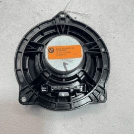 2011-2016 BMW 535i Front or rear Right Or Left Side Door Midtone Speakers O