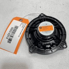 2011-2016 BMW 535i Front or rear Right Or Left Side Door Midtone Speakers O